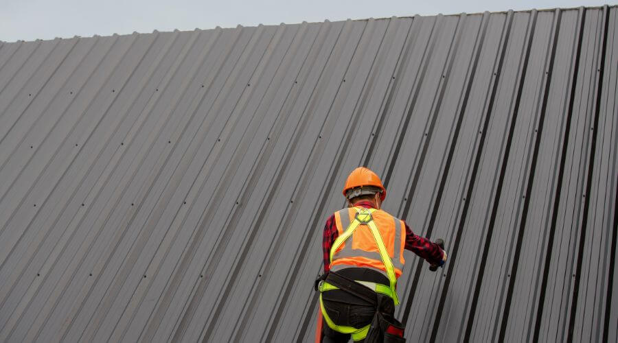 Professional gutter cleaning in Park City, UT